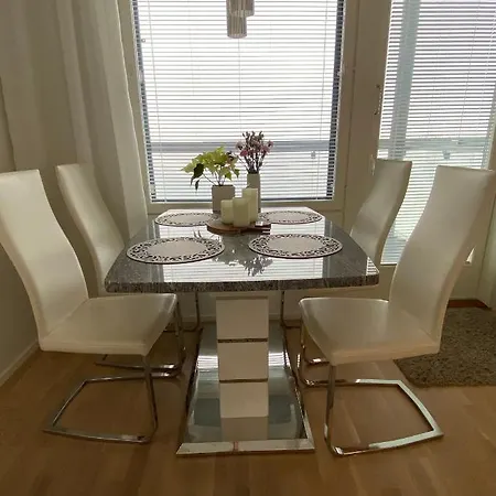 River 29, Baritoni Apartment