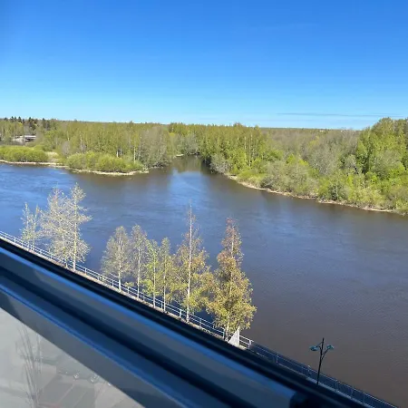 Apartament River 29, Baritoni Pori